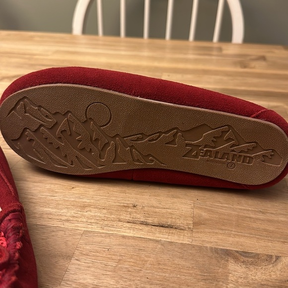 ZEALAND ⭐️ “Madison” moccasin slippers - Picture 4 of 5